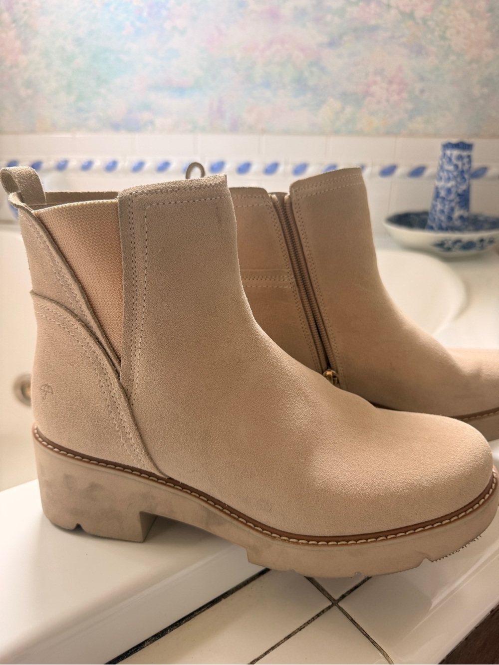 Women's Neutral Tan Suede Chelsea Ankle Boots